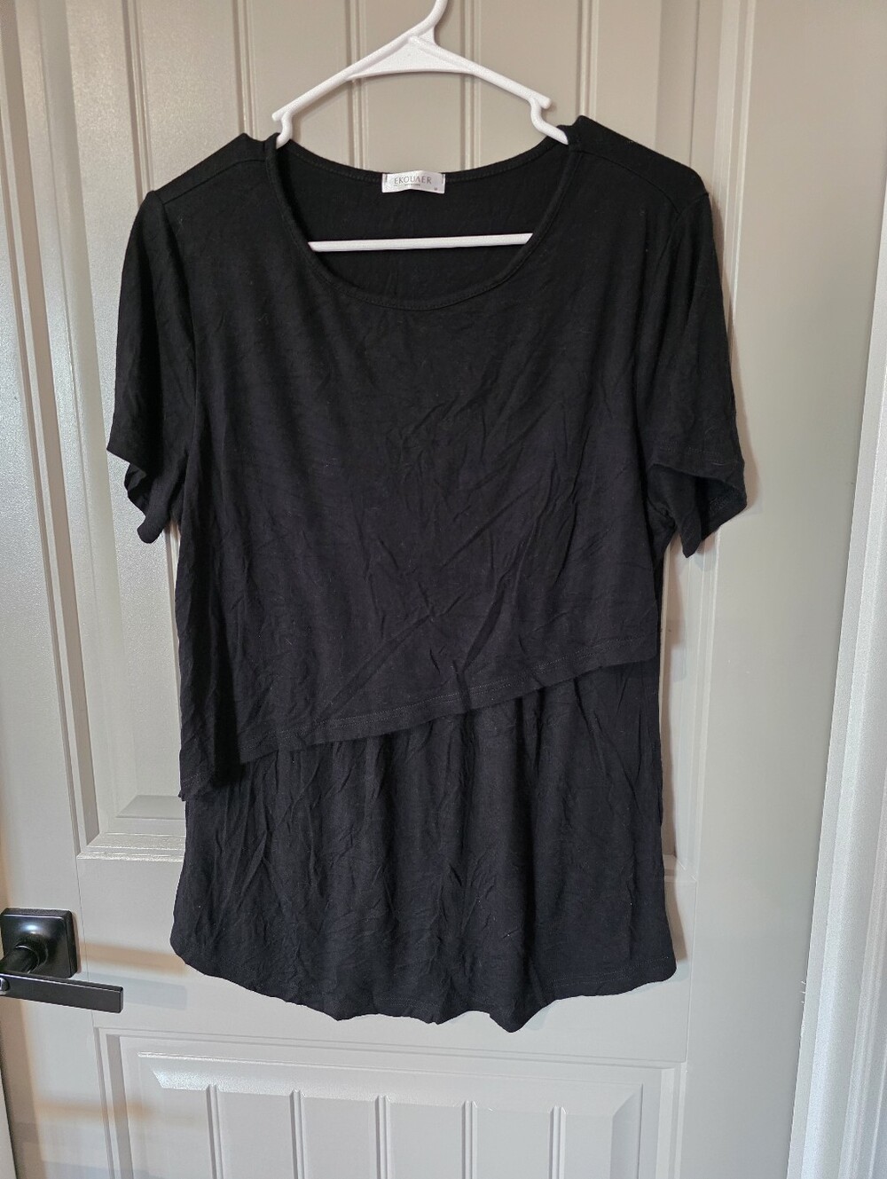 Ekouaer Womans Medium Black Nursing Shirt Soft Stretchy Maternity